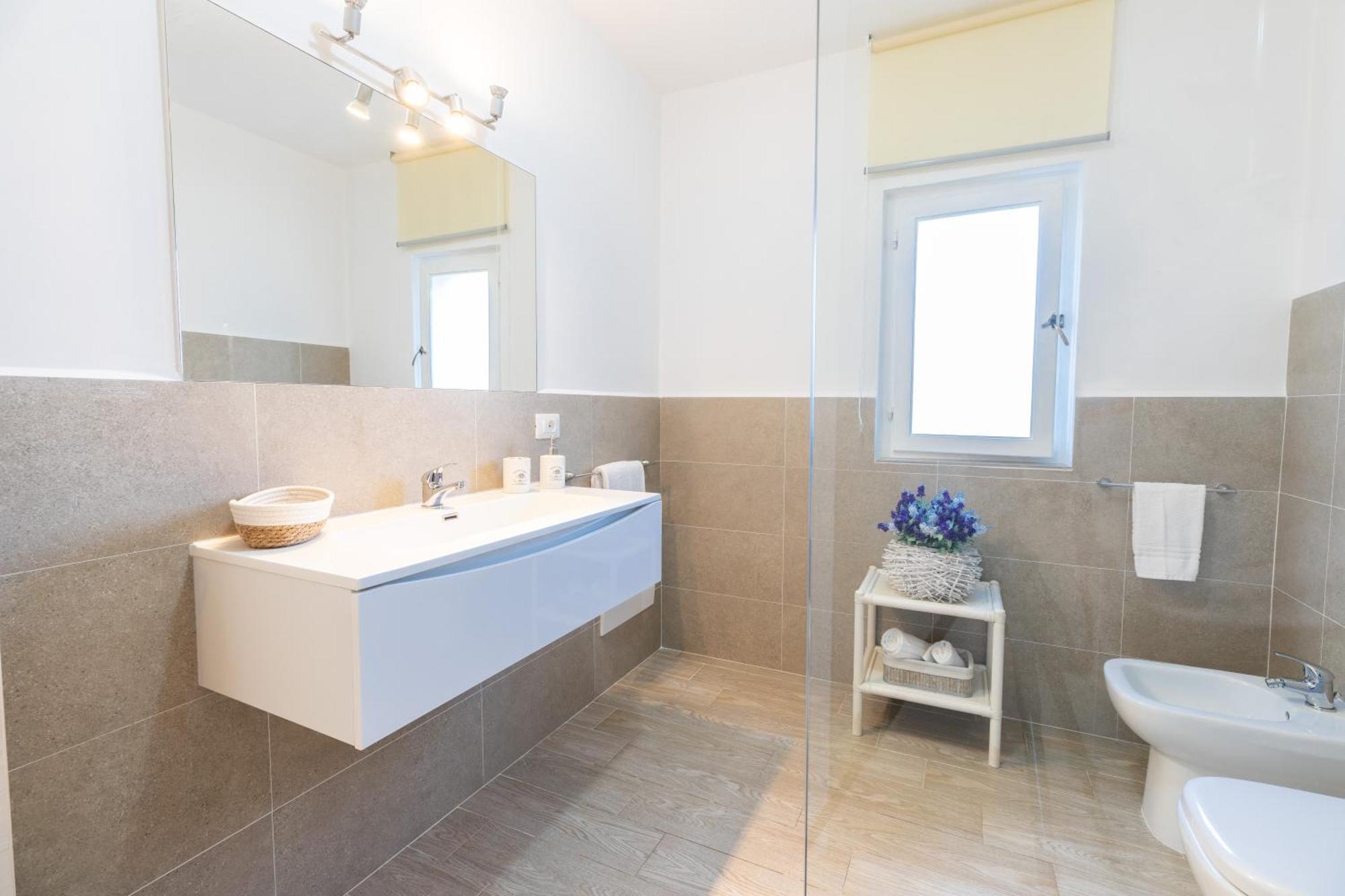 Apartamento Stazzo San Teodoro Piscina Condivisa Exterior foto
